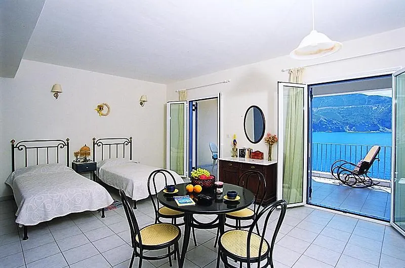 Sea Path Apartments Assos Kefalonia Asos